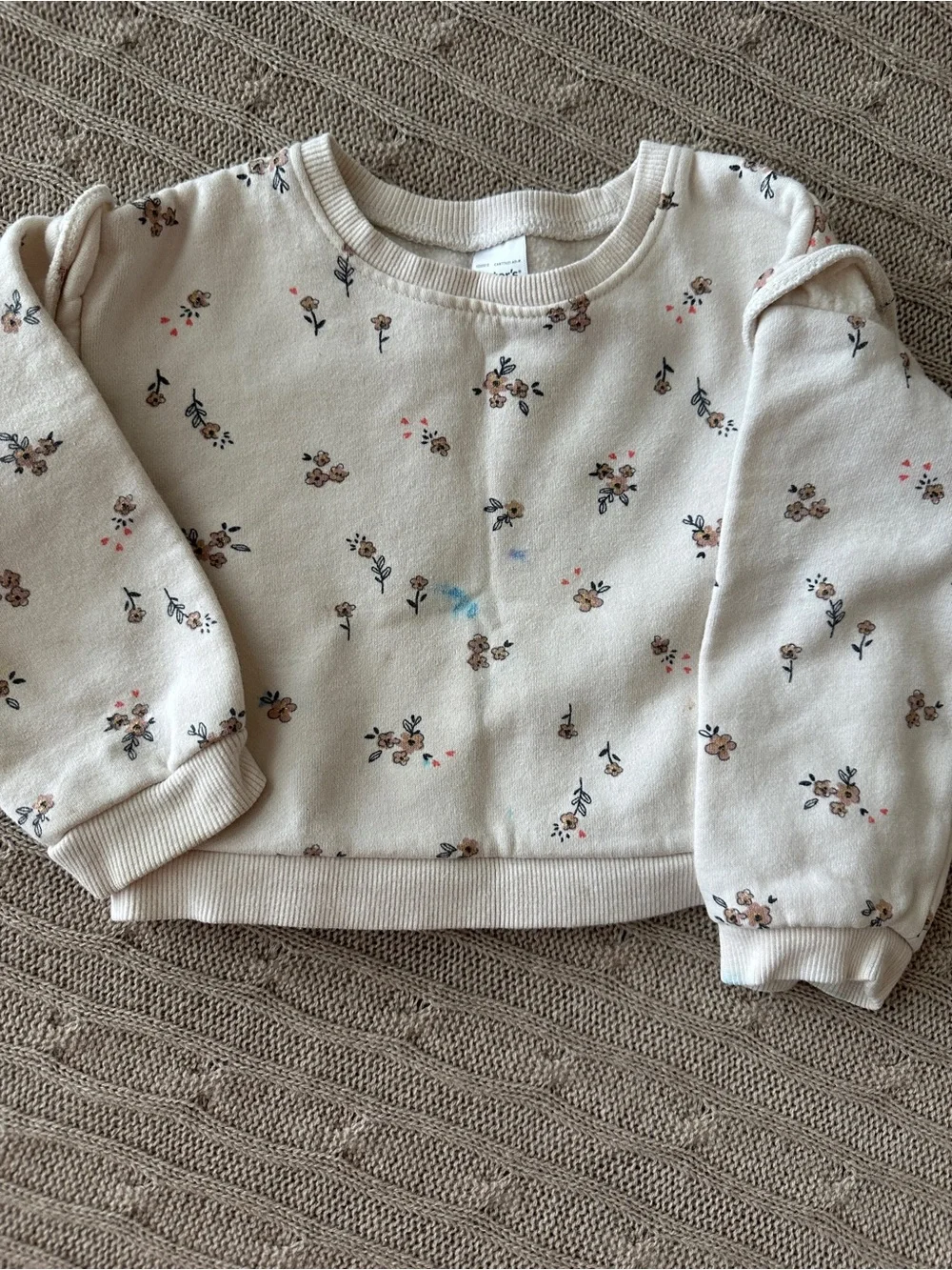 EUC Carter’s Baby Girl Outfit Set, Cream & Blush Sweatsuit, 24 Months *Imperfect
